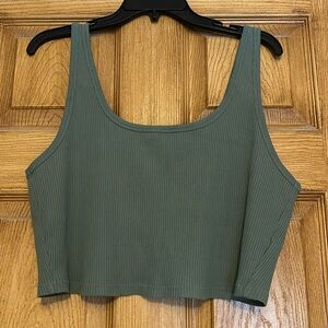 Old Navy Women's XXL Cropped Tank